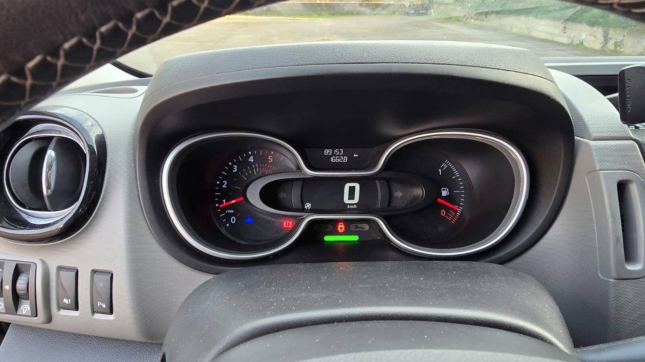 Renault Trafic 1.6 dCi 120CV Intens Passenger