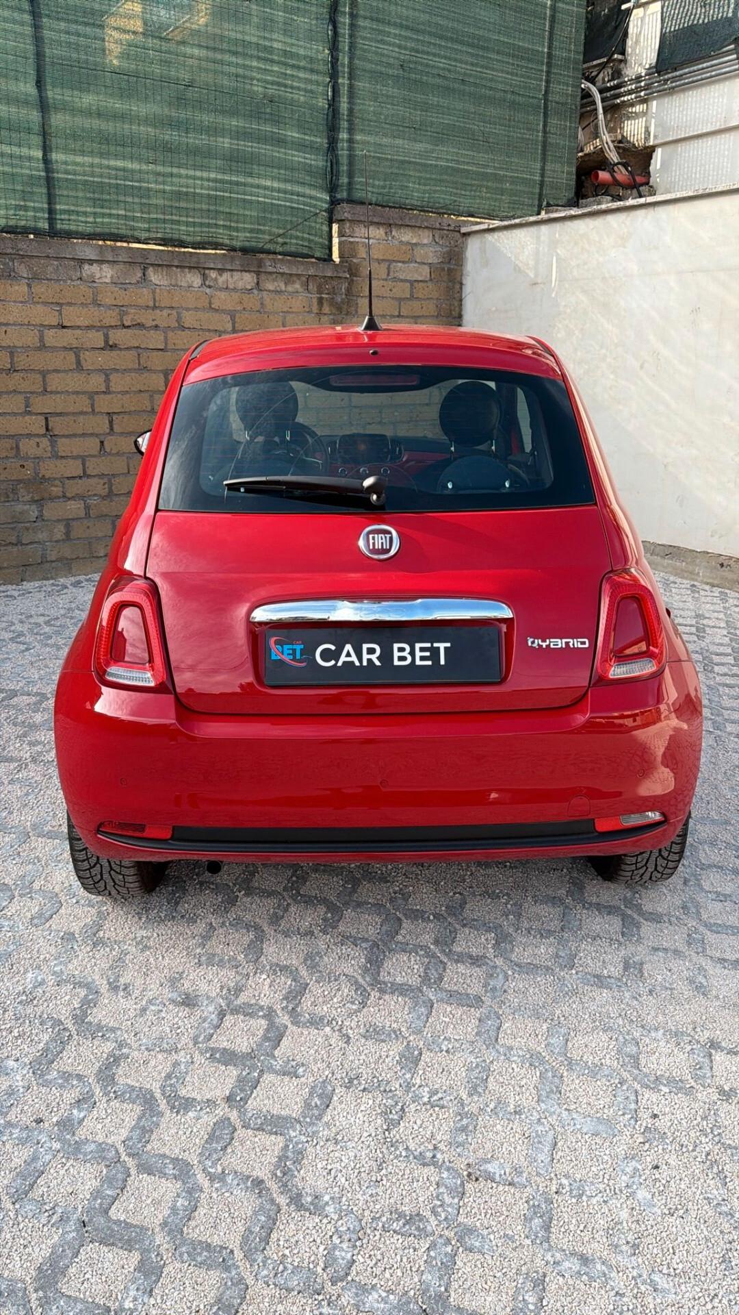 Fiat 500 1.0 Hybrid Red