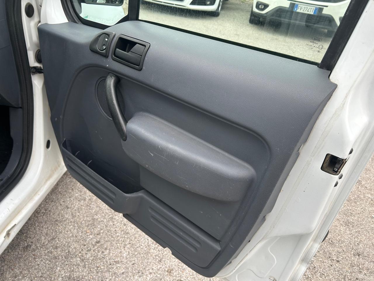 Ford Transit Connect 200S 1.8 TDCi/90CV