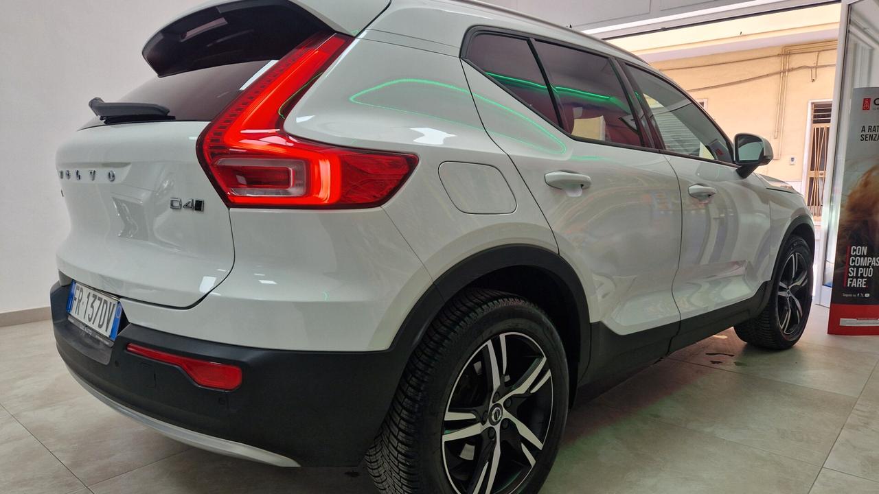 Volvo XC40 D4 AWD Geartronic R-design