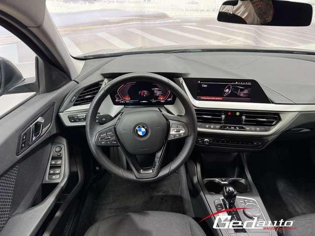 BMW 116 d 5p. AUT. Advantage FULL-LED NAVI