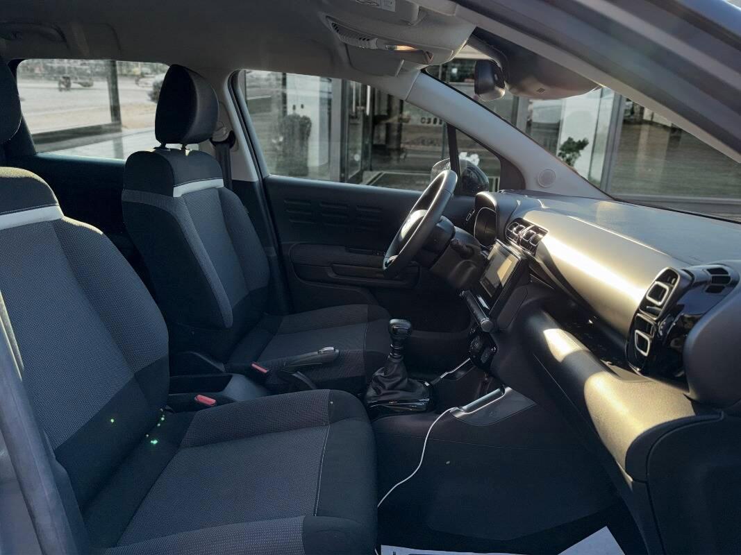 Citroen C3 Aircross 1.2 puretech Shine 110cv Con TELECAMERA & NAVIG.