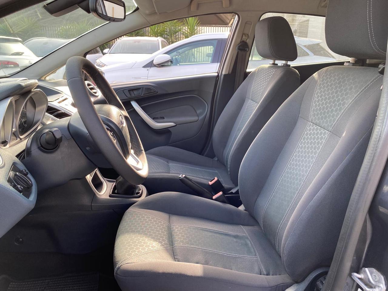 Ford Fiesta 1.4 TDCi 5p. Titanium
