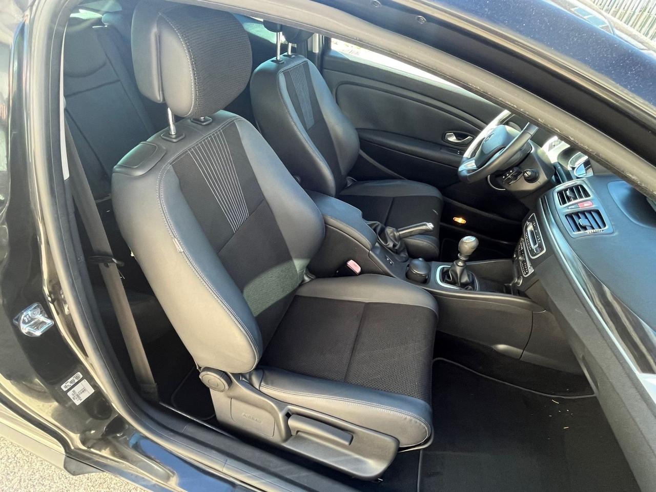 Renault Megane Coupé 1.5 dCi LUXE 158000 km
