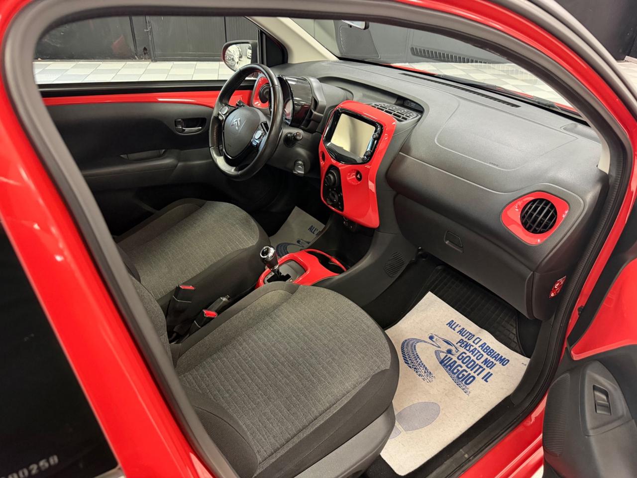 Citroen C1 VTi 68 ETG 5 porte Shine