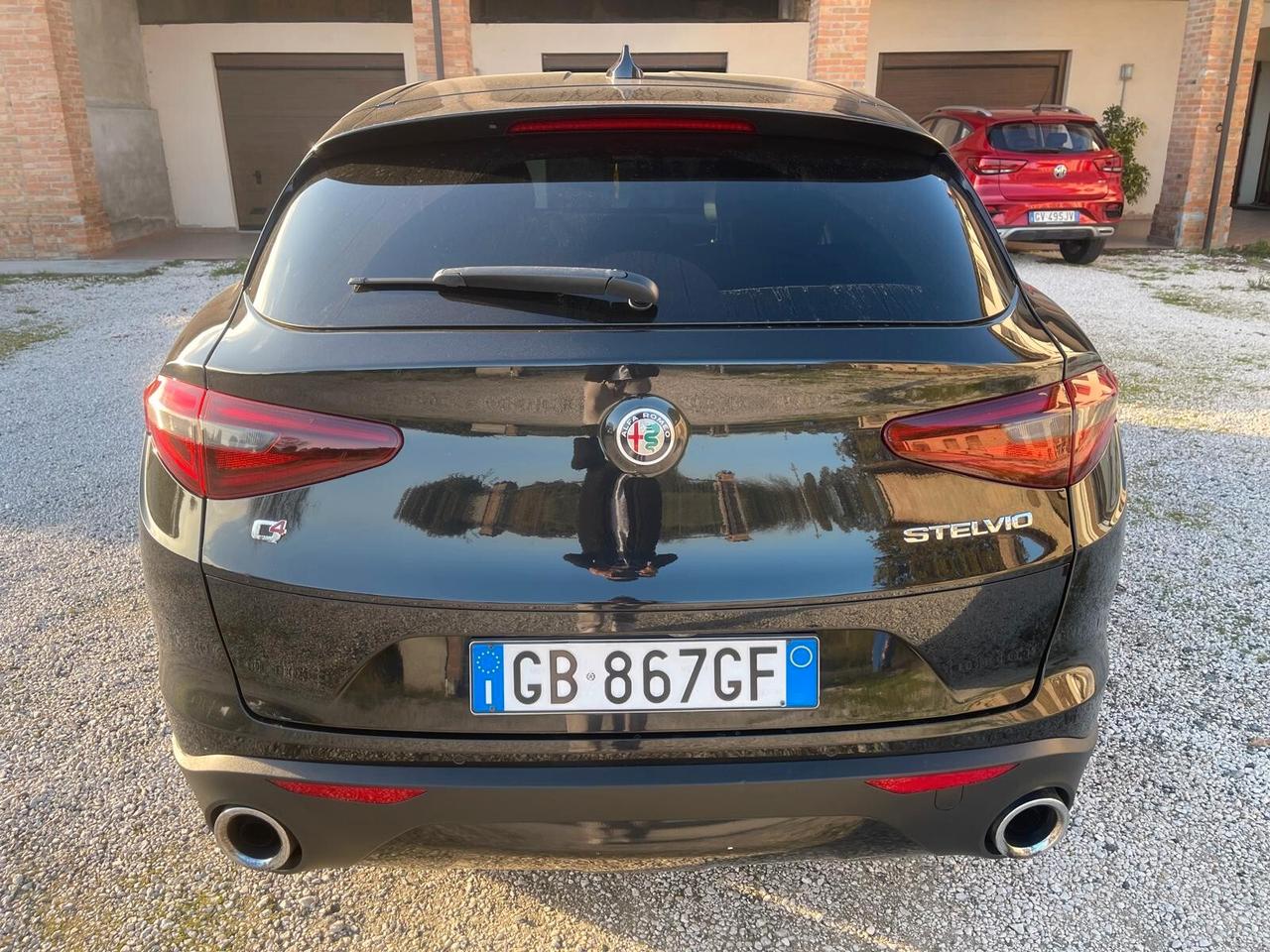 Alfa Romeo Stelvio 2.0 Turbo 200 CV AT8 Q4 Executive