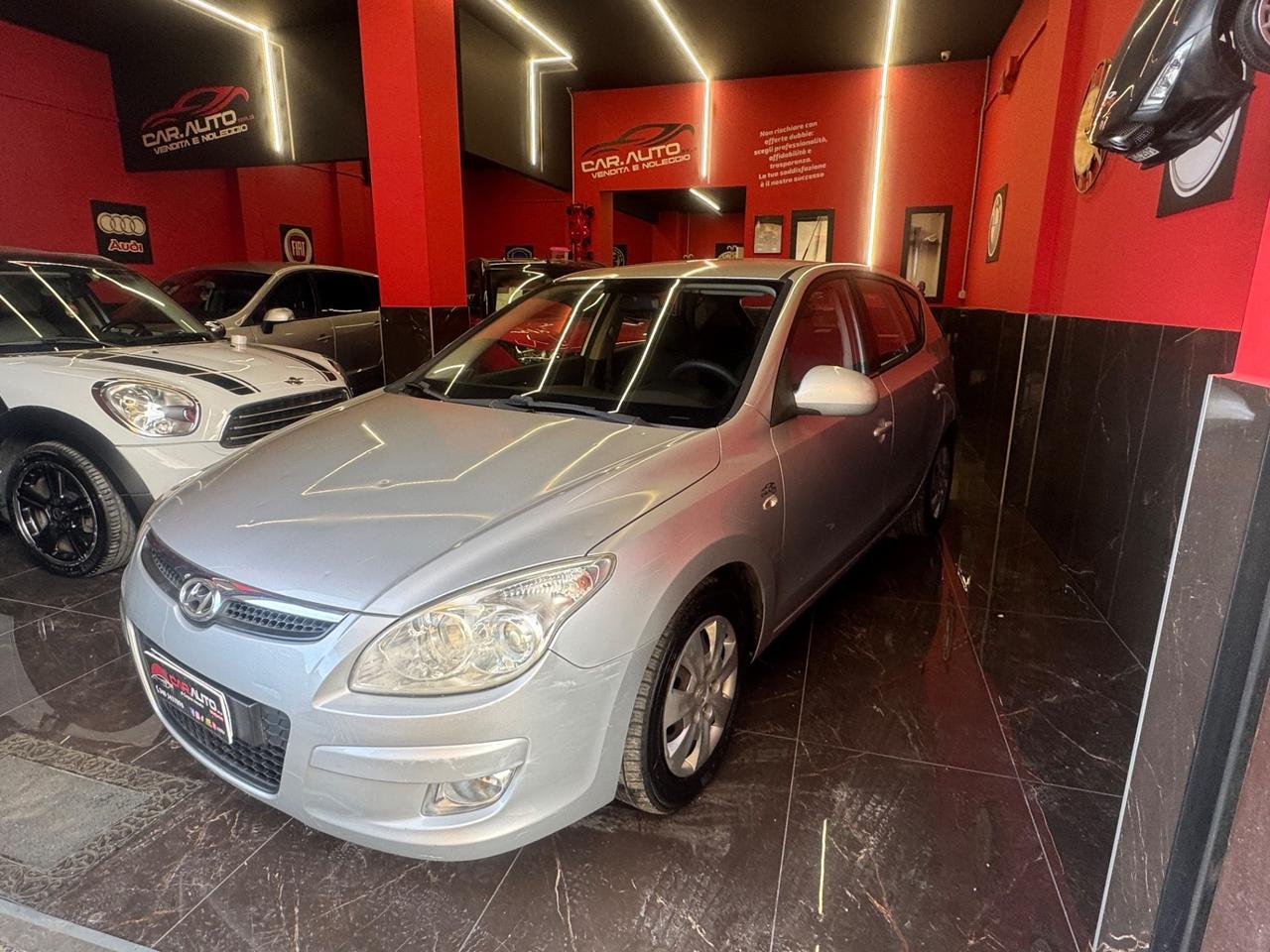 Hyundai i30 1.6 CRDi VGT 16V 90CV 5p.