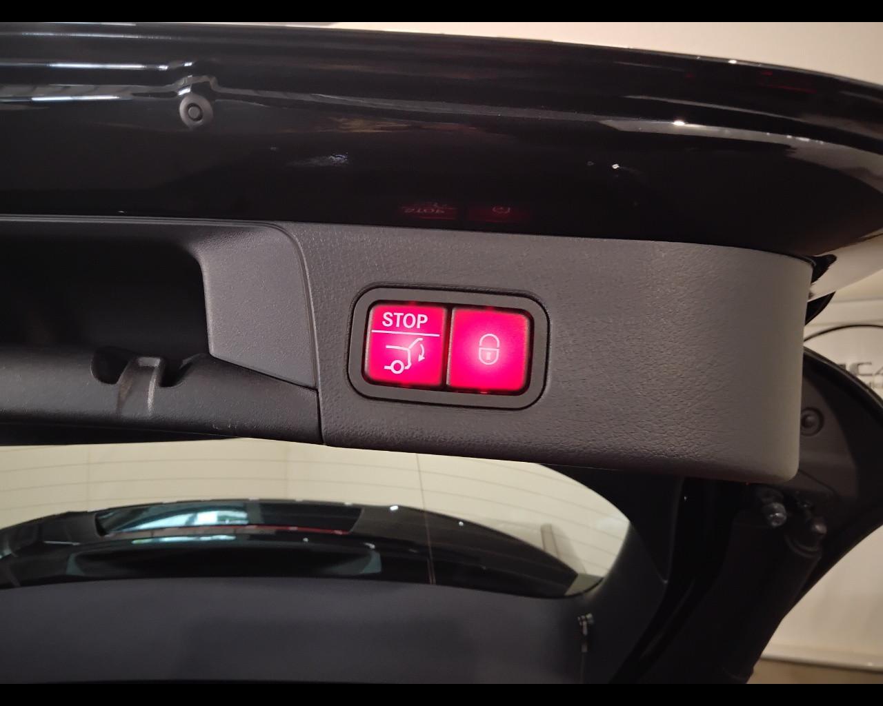 Mercedes-Benz Classe B - W247 2023 - B 250 e phev AMG Line Premium auto