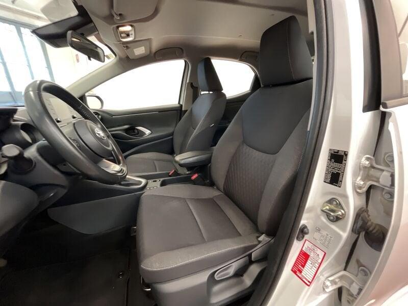 Toyota Yaris Hybrid Trend MY22