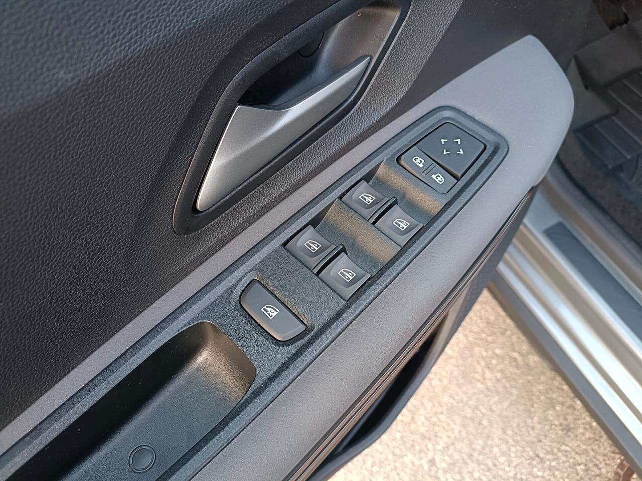 Dacia Jogger Hybrid 7 posti Extreme