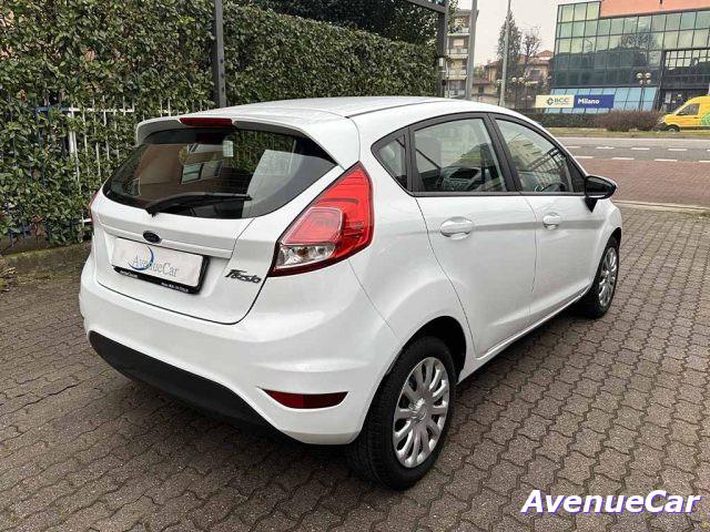 FORD Fiesta 5 porte IMPIANTO GPL DELLA CASA MADRE BEN TENUTA!!