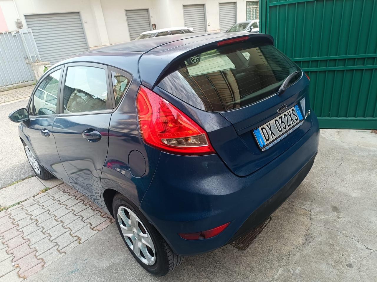 Ford Fiesta 1.4 5 porte Bz.- GPL Titanium