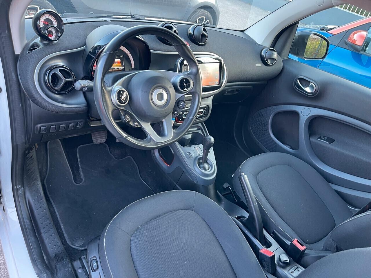 Smart ForTwo 70 1.0 twinamic Passion LED 2018