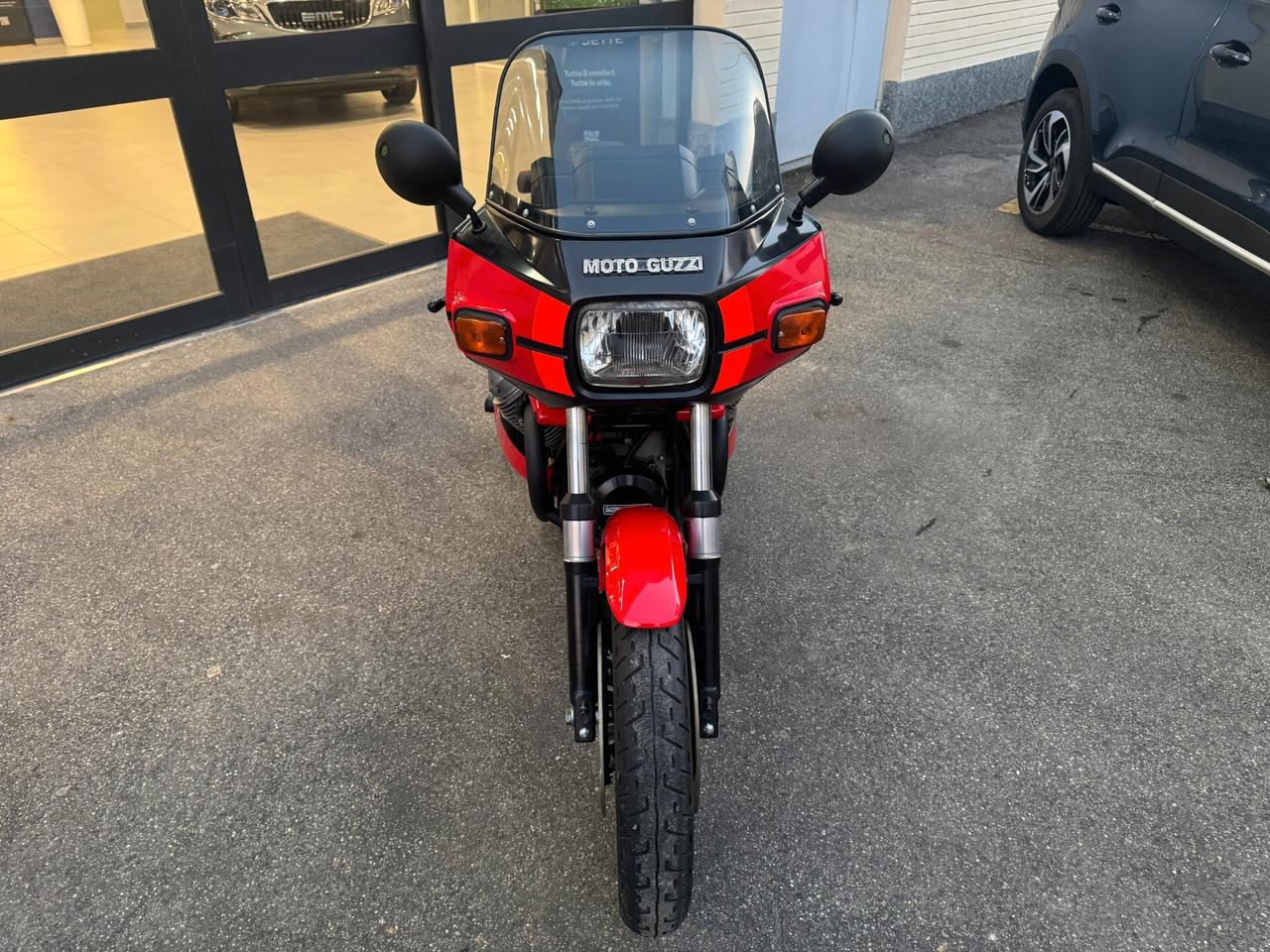 Moto Guzzi 850 Le Mans 2