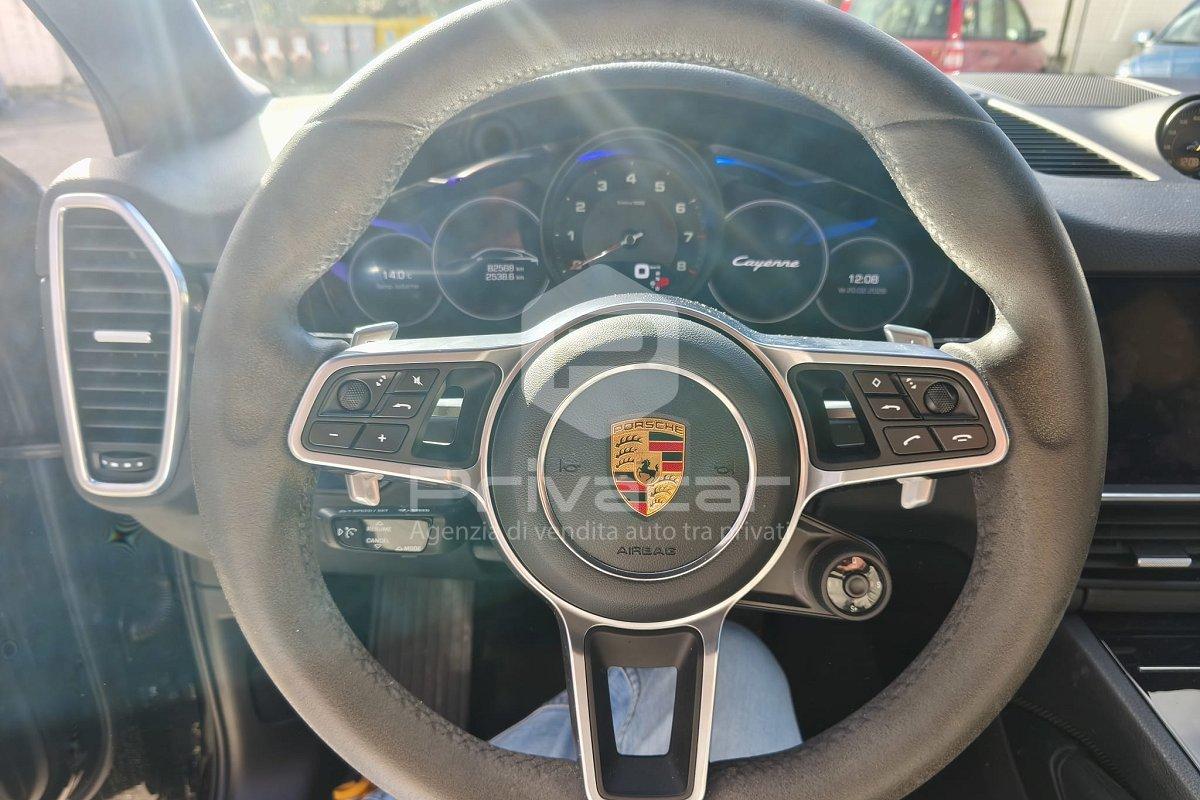 PORSCHE Cayenne Coupé 3.0 V6