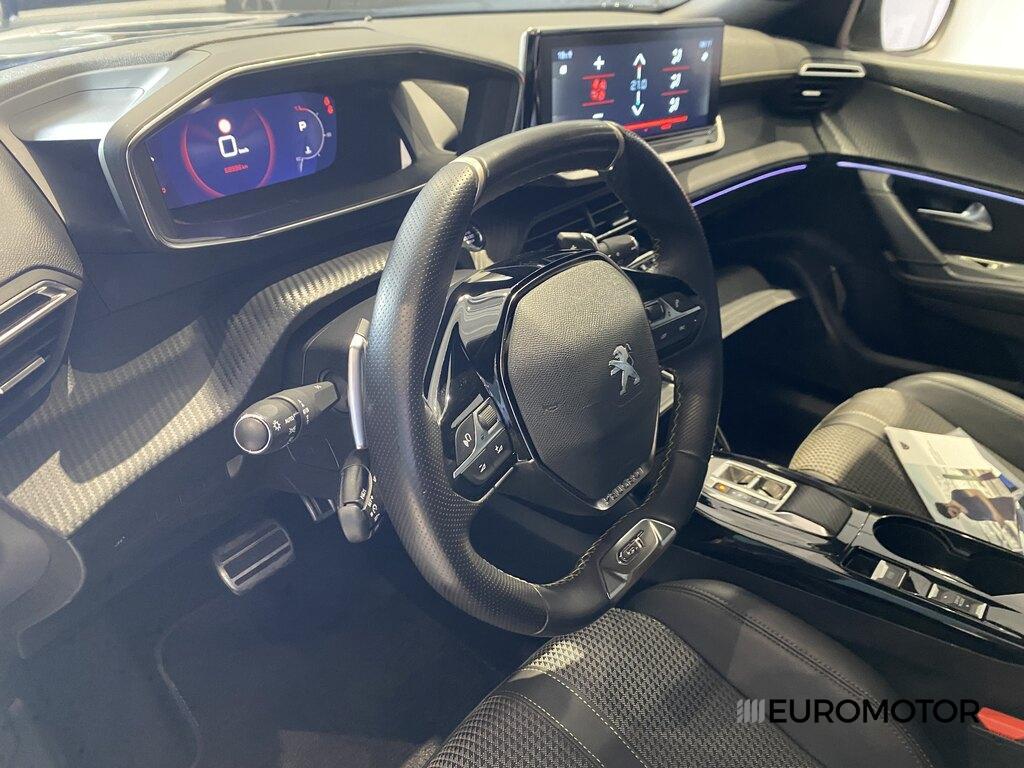 Peugeot 2008 1.5 BlueHDi GT EAT