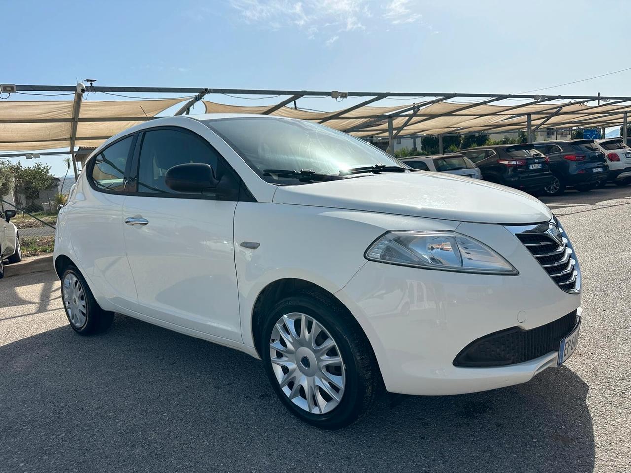 Lancia New Ypsilon 1.2 Benzina