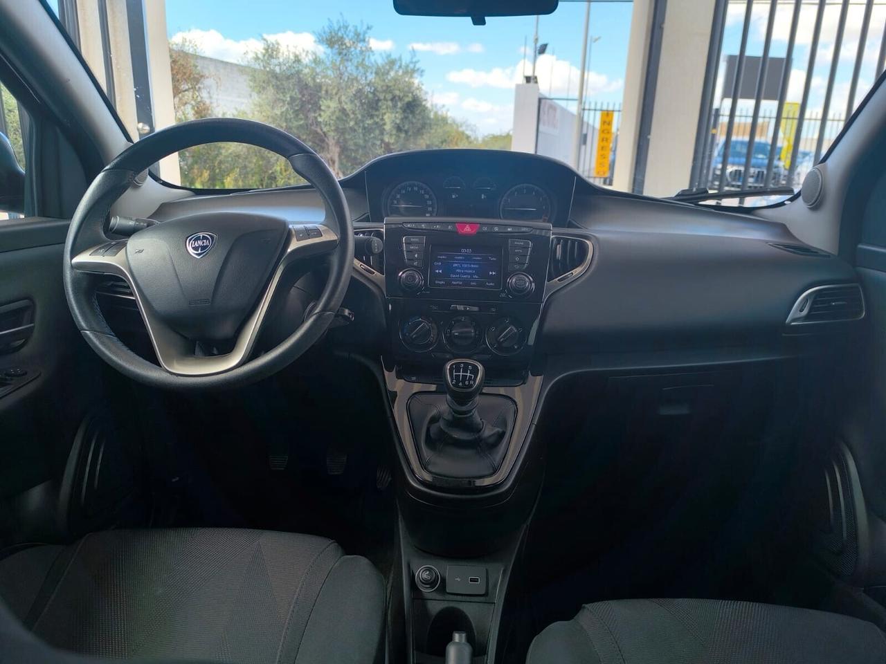 Lancia Ypsilon 1.0CC 69CV Hybrid Ecochic Gold 2021