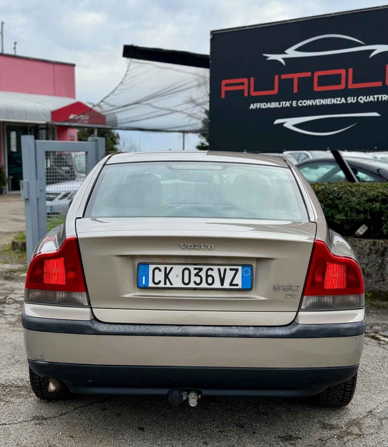 Volvo S60 2.4 D5 20V cat Optima GANCIO TRAINO