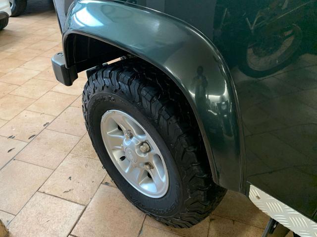 Land Rover Defender Defender 90 2.4 td S SW