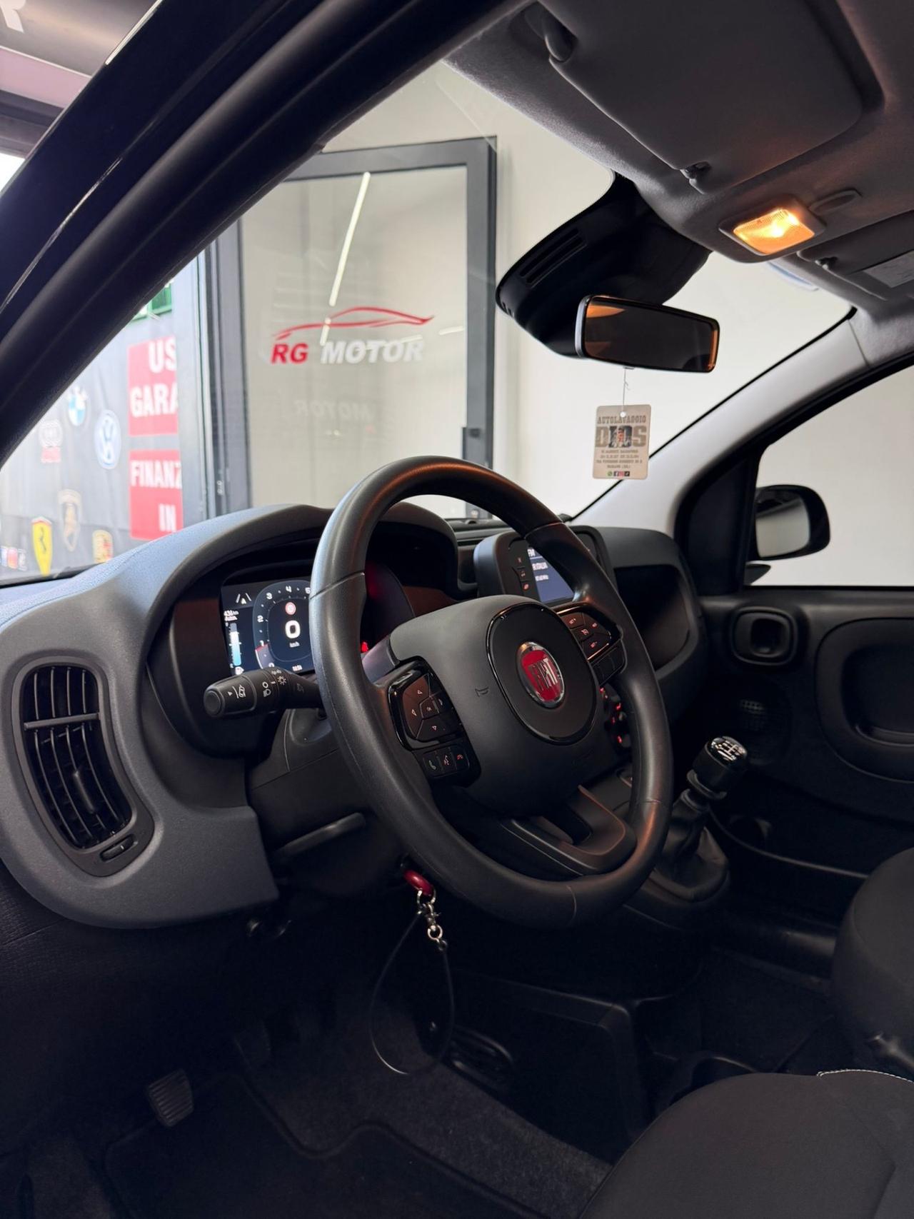 Fiat Panda 1.0 FireFly S&S Hybrid Pandina