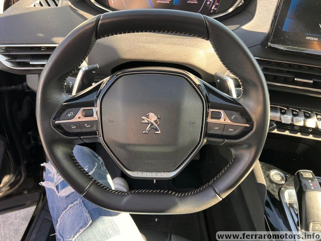 Peugeot 3008 BlueHDi 130 S&S EAT8 Allure a 249 euro al mese senza anticipo solo 60.000 km