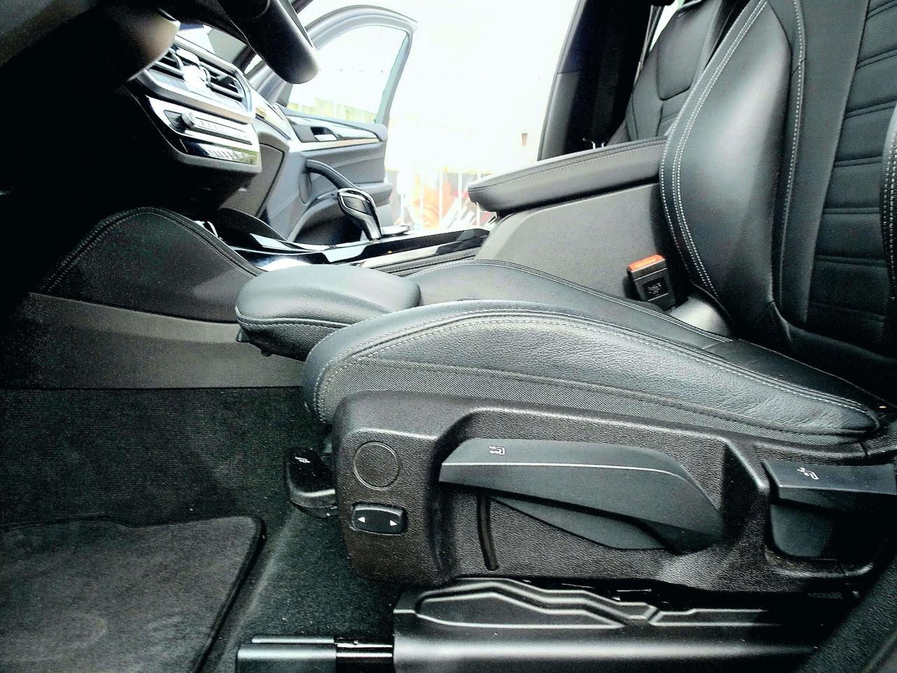 BMW X4 M Sport X Drive20d Hybrid