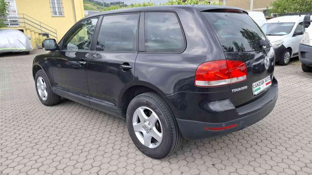 VOLKSWAGEN Touareg 2.5 R5 TDI