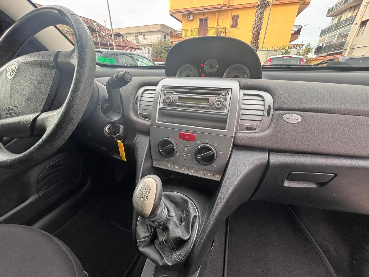 Lancia Ypsilon 1.4 Platino Ecochic GPL