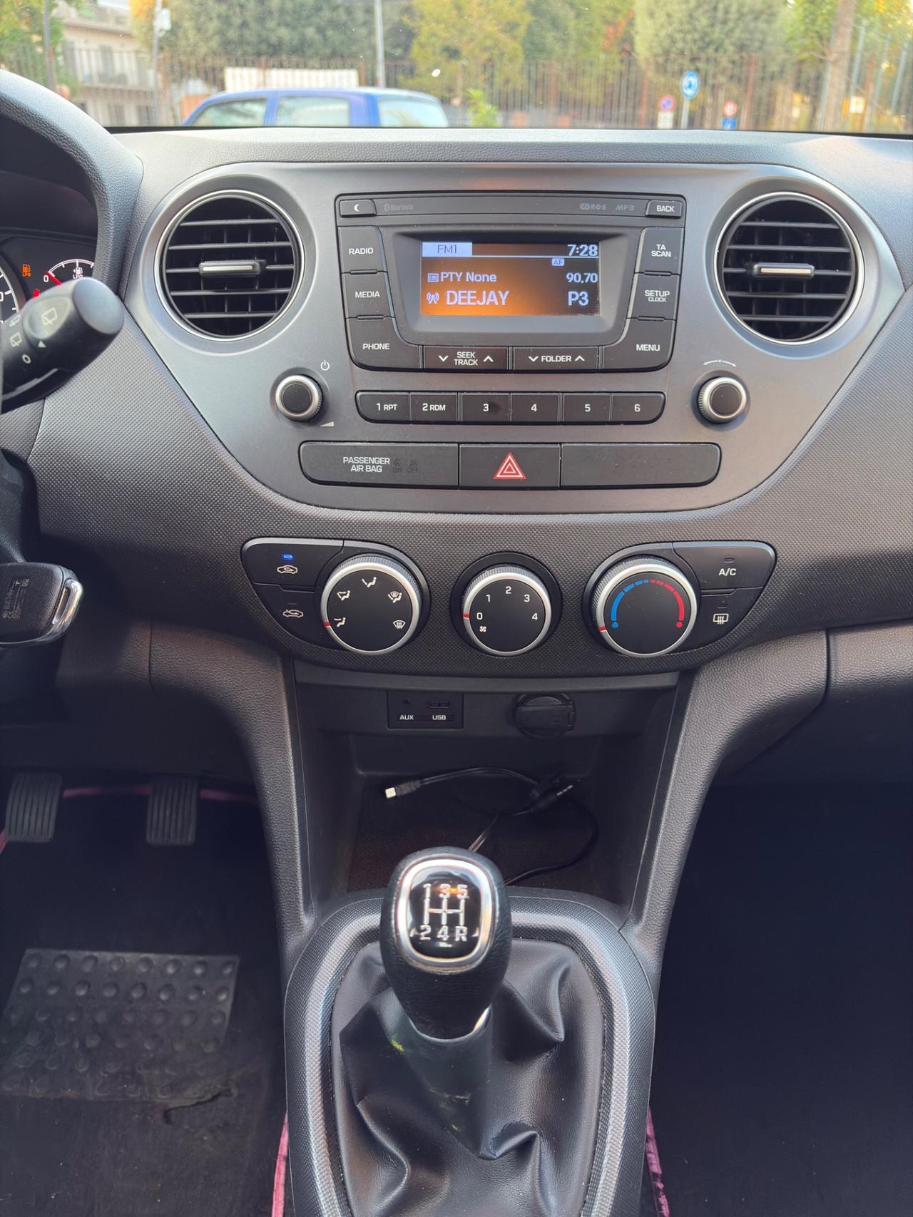Hyundai i10 restyling 1.0 benz/GPL magnifica
