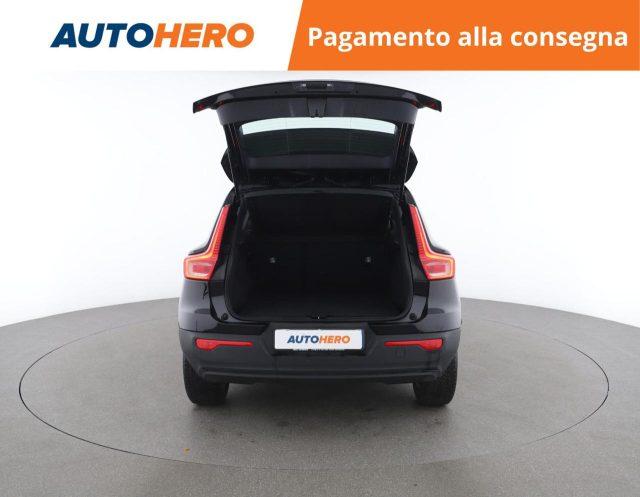VOLVO XC40 T2 Geartronic Momentum Core
