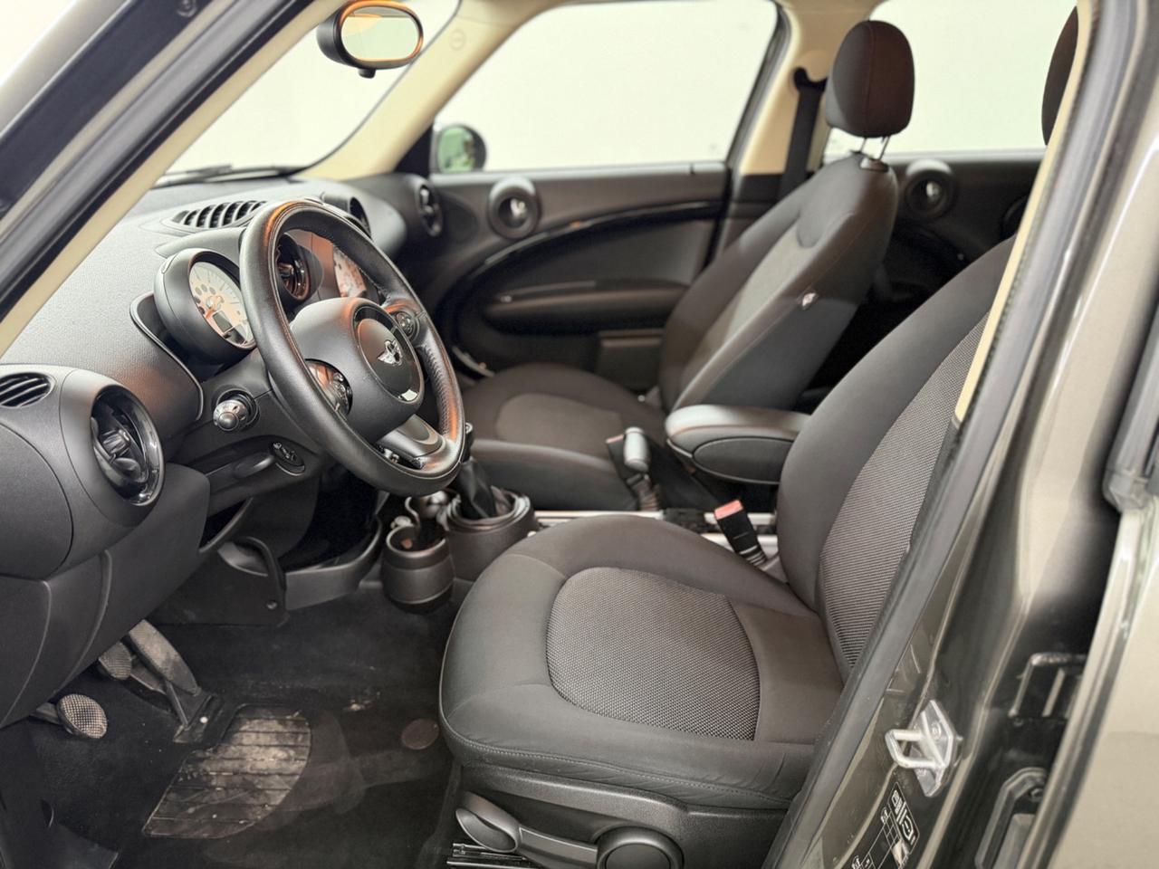 Mini Cooper D COUNTRYMAN(anno 2013)