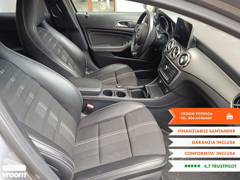 MERCEDES GLA (X156) GLA 200 d Automati...
