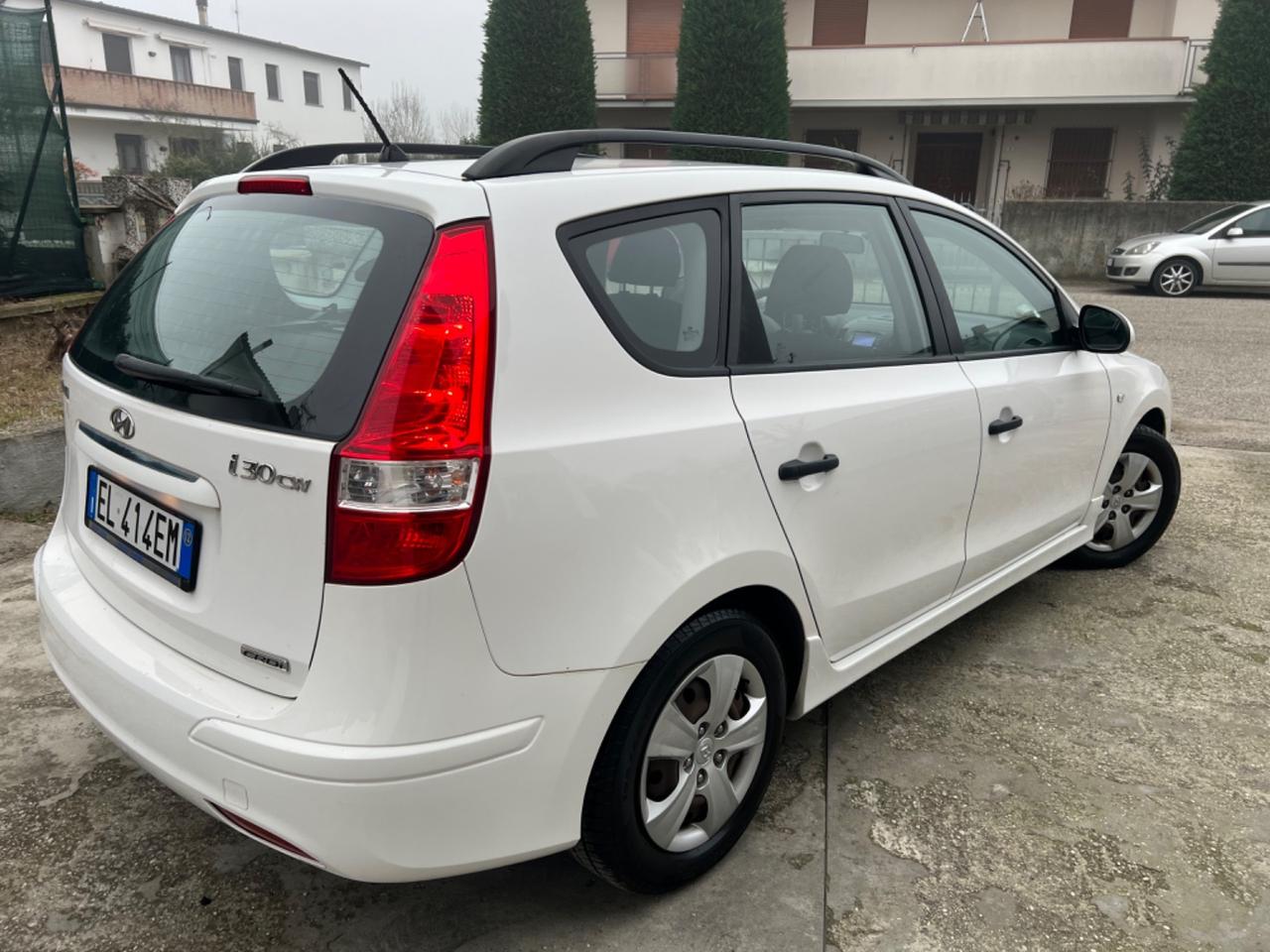 HYUNDAI I30 CW 1.6 DIESEL 90CV COMFORT POCHI KM 79 MILA