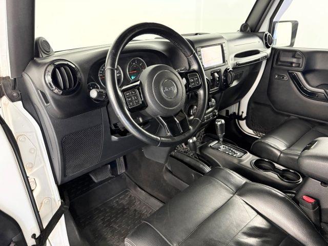 JEEP Wrangler Unlimited 2.8 CRD DPF Sahara Auto