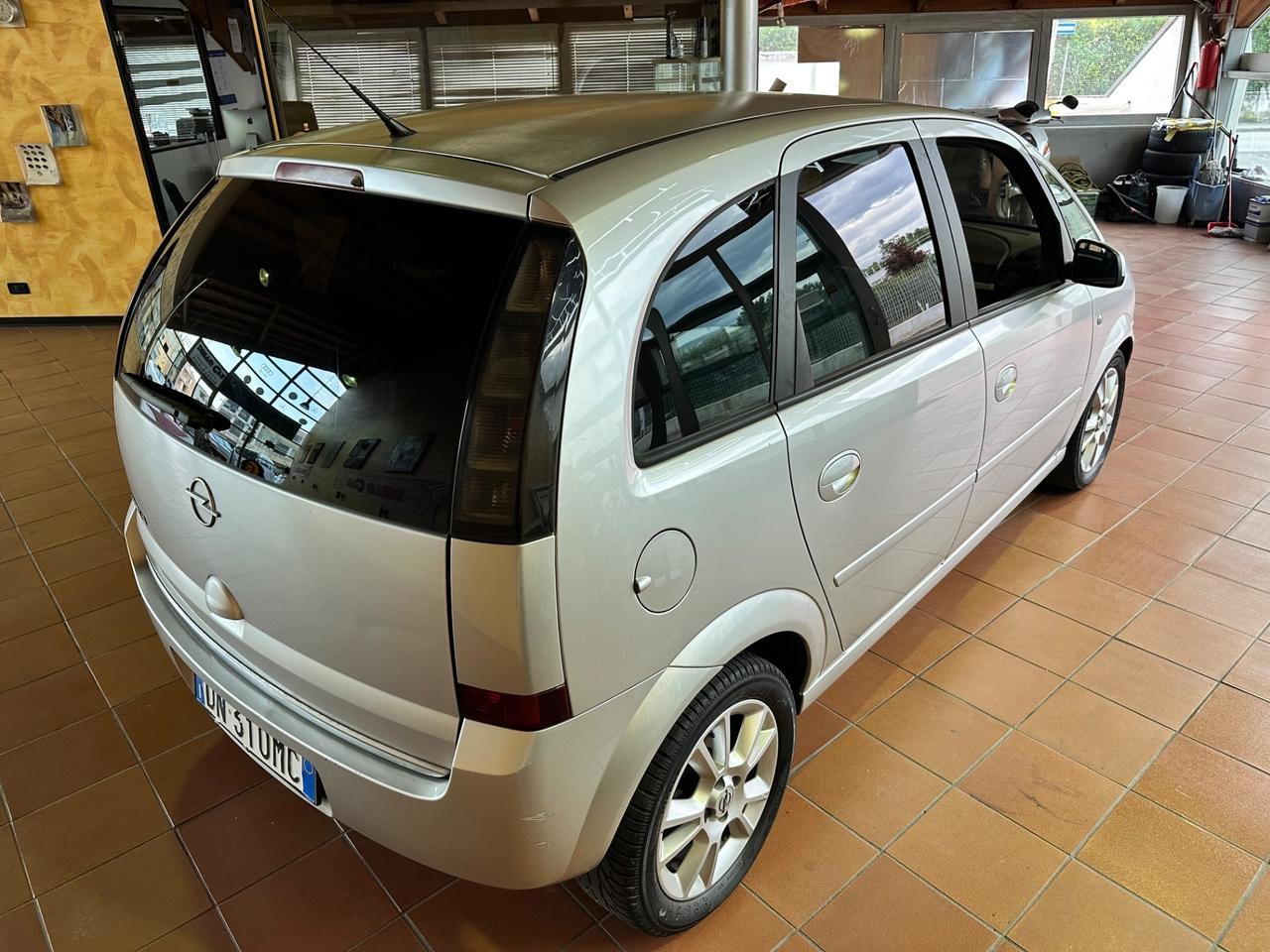 Opel Meriva 1.4 16V Cosmo metano neopatentati