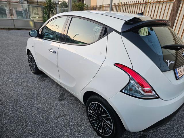 LANCIA Ypsilon 1.0 FireFly 5 porte S&S Hybrid Gold