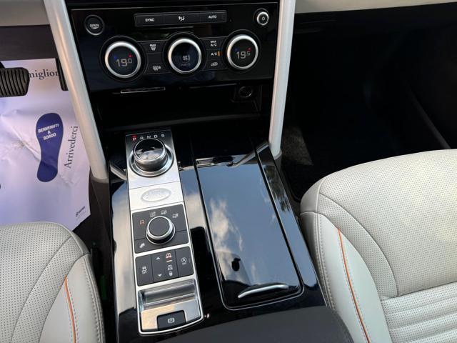 LAND ROVER Discovery 2.0 SD4 240 CV HSE LUXURY 7 POSTI