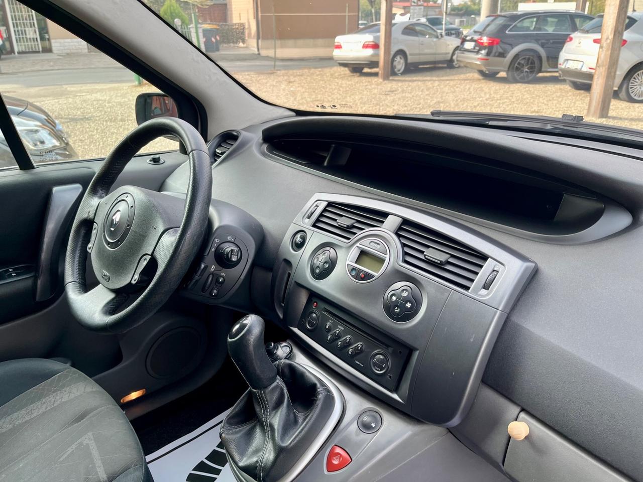 Renault Scenic Scénic 1.6 16V GPL