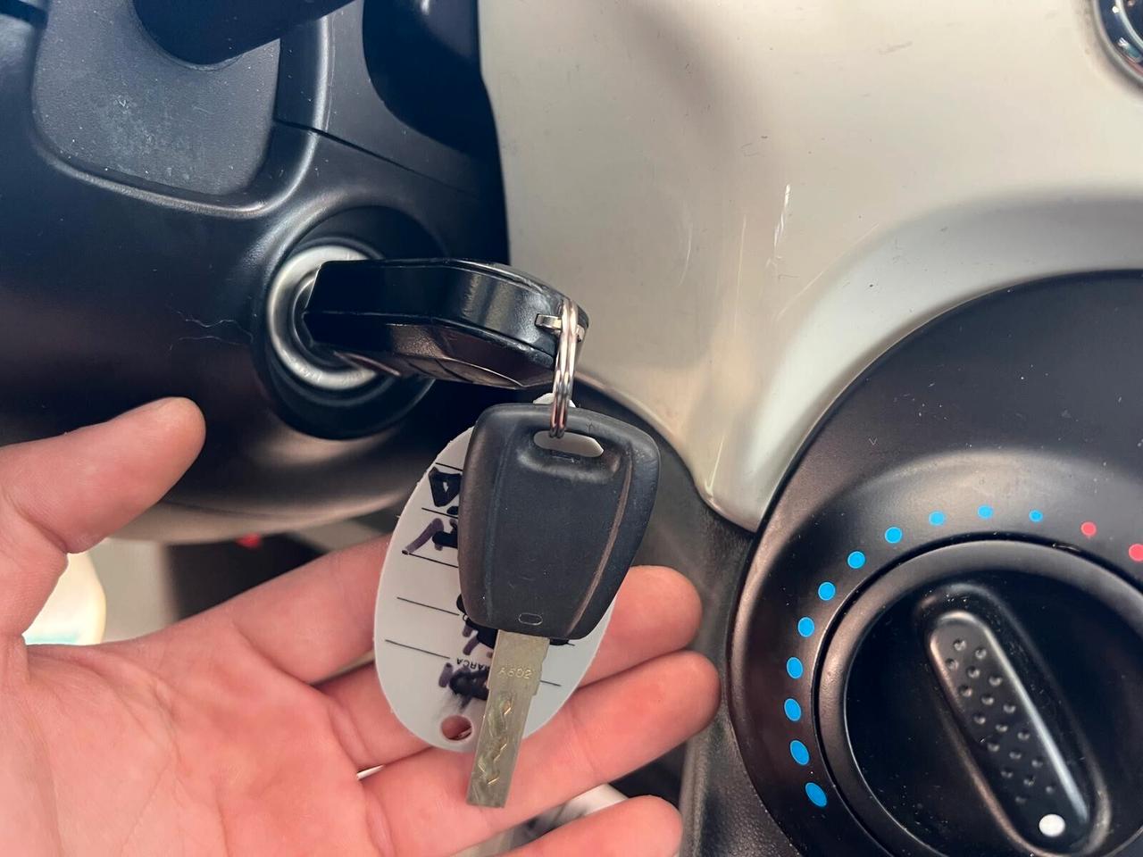 FIAT 500 1.2 BENZINA 70CV LOUNGE
