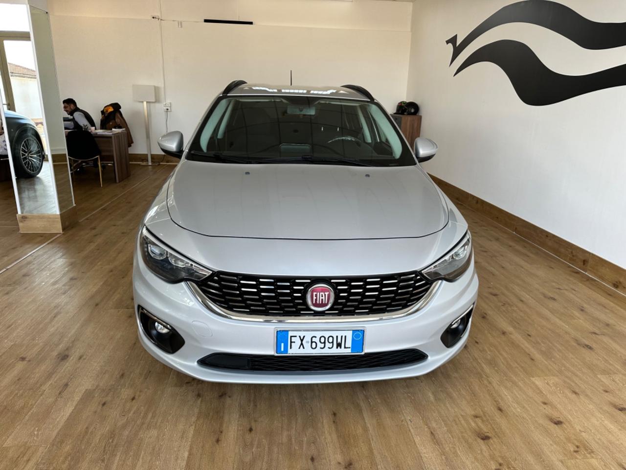 Fiat Tipo 1.6 mtj automatica lounge edition