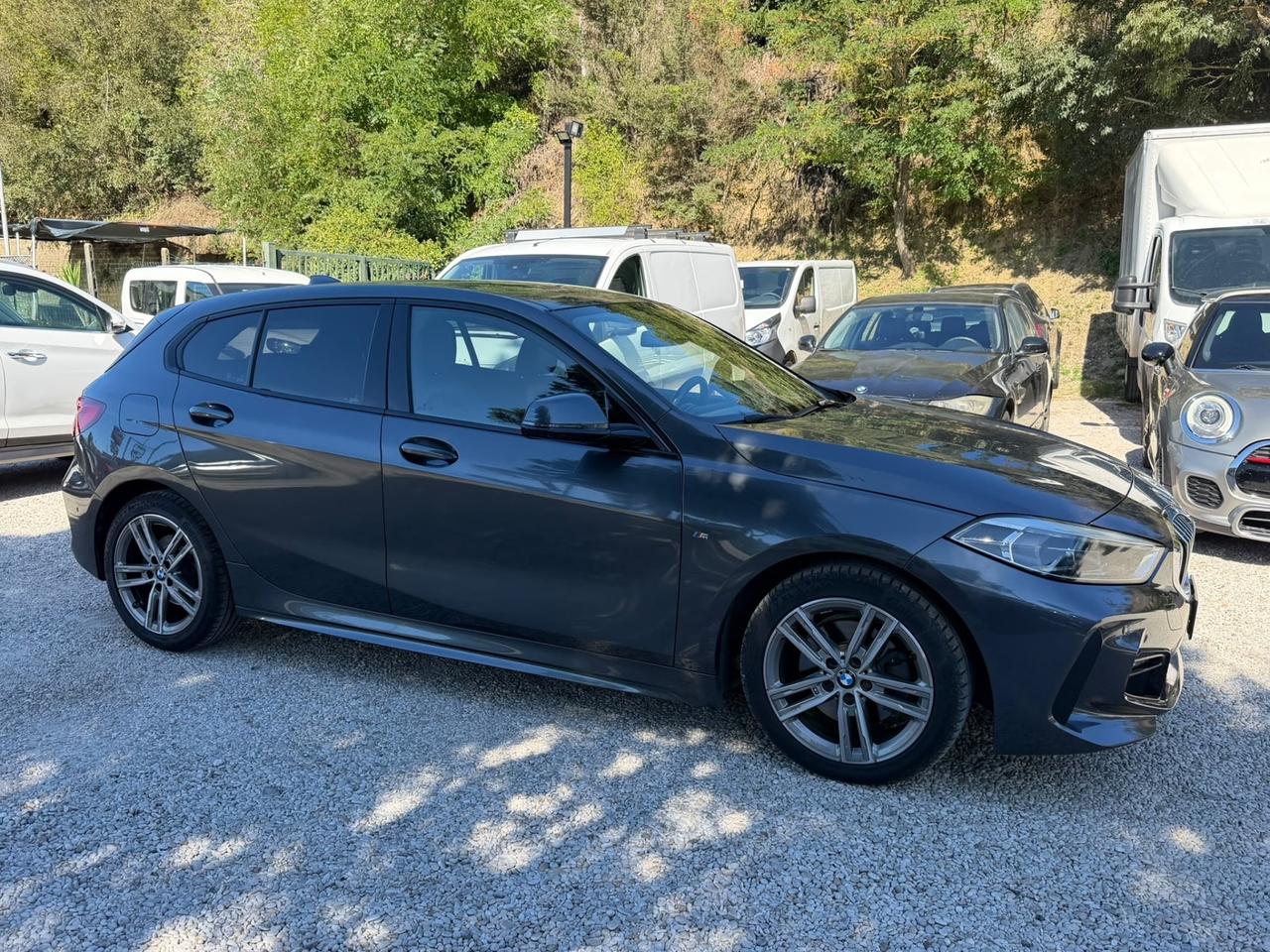 Bmw 116 116d 5p. Msport