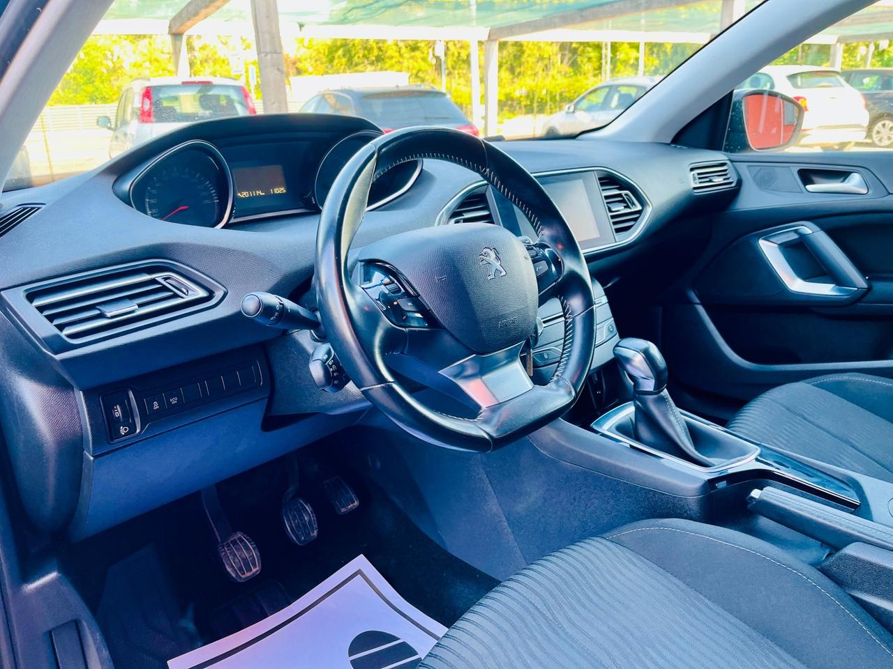 Peugeot 308 BlueHDi 100 S&S SW Business