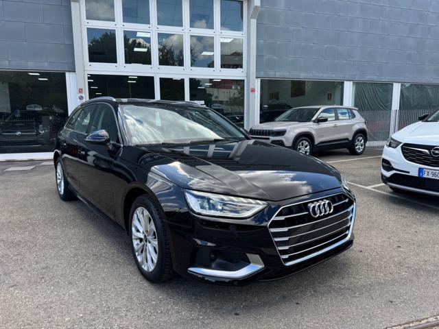 AUDI A4 Avant 30 TDI/136 CV S tronic Business Advanced