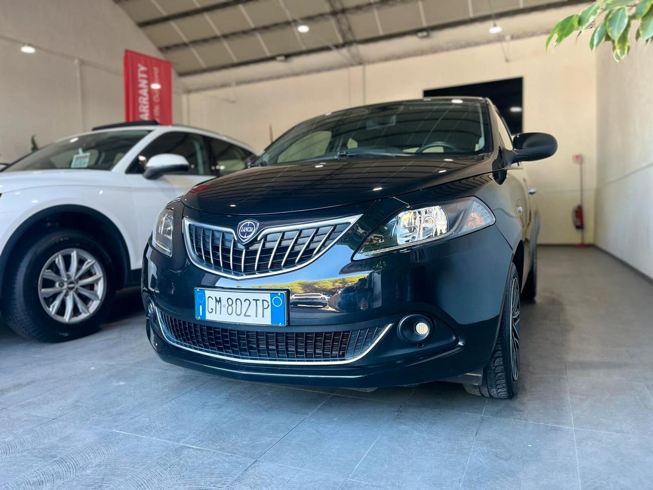 LANCIA YPSILON 1.0 FIREFLY 5 porte Hybrid *GOLD* 2/2023 37MILAKM