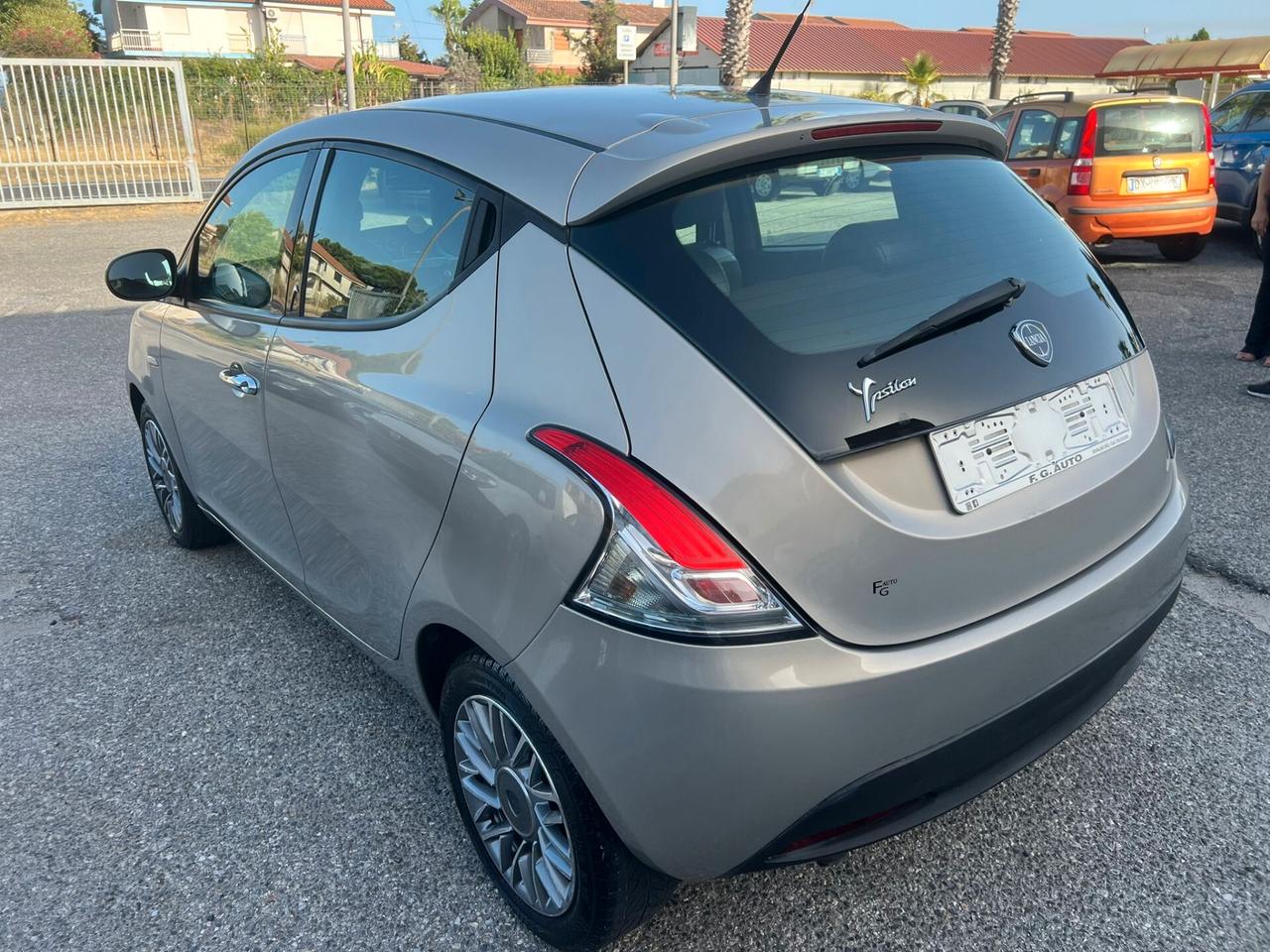 Lancia Ypsilon 1.3 MJT 16V 95 CV 5 porte S&S Gold