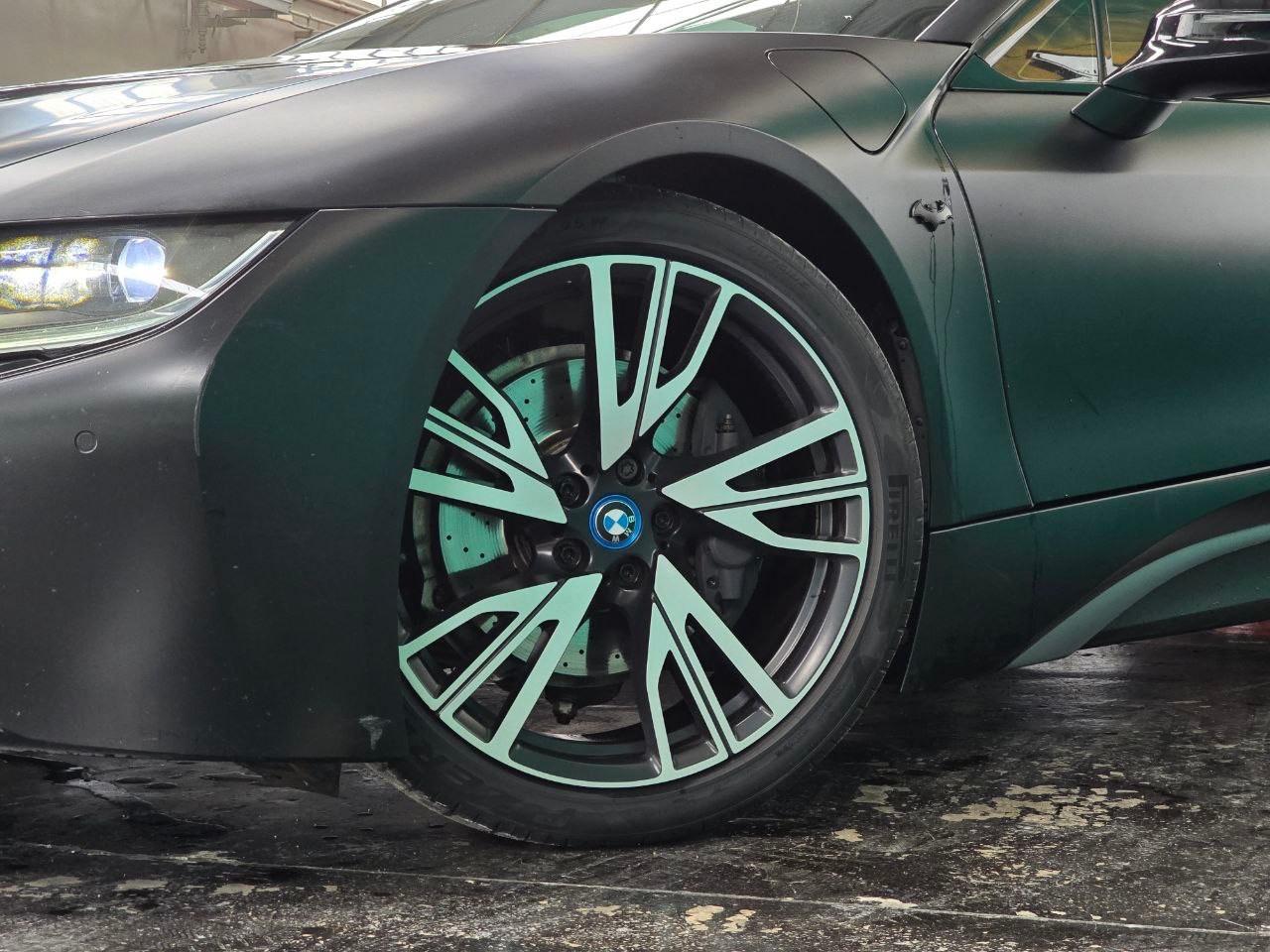 BMW i8 Protonic Frozen Black Edition