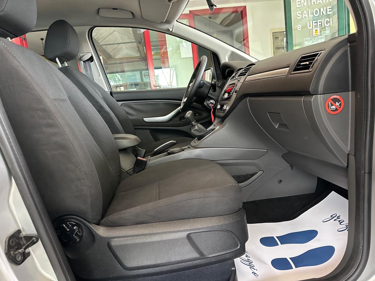 Ford C-Max 1.6 TDCi 110 CV Titanium Neopatentati