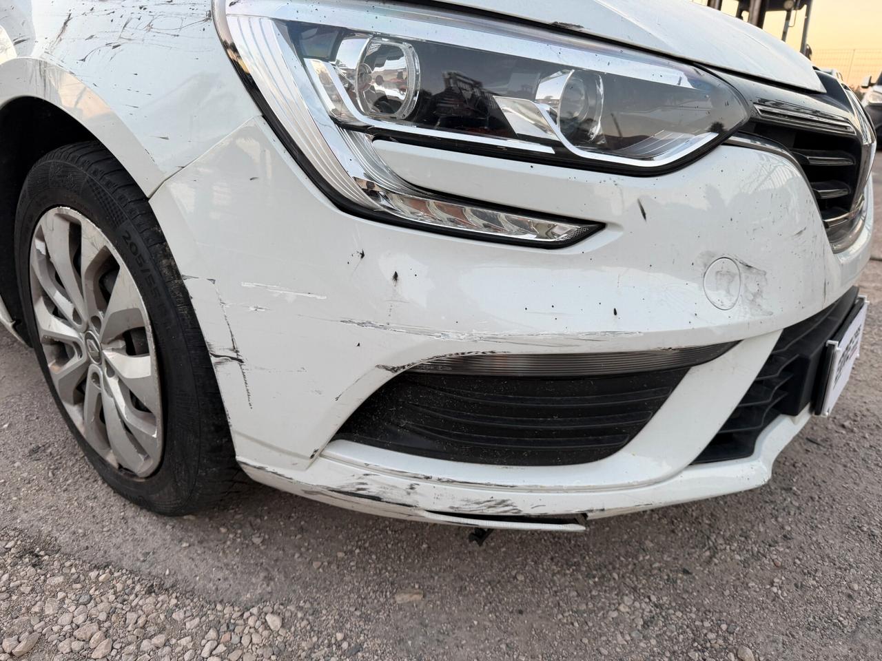 RENAULT MEGANE SPORTER 2019 1.5 DIESEL *MOT ROTTO