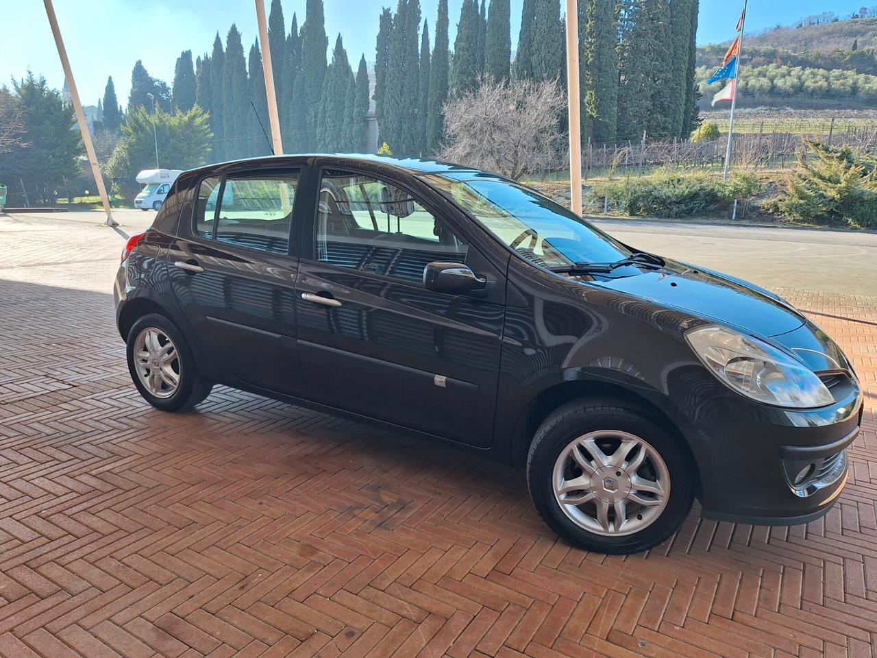 Renault Clio 1.2 16V 5 porte Dynamique